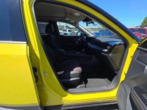 New 2025 Nissan Kicks SR w/ SR Premium Package image 10