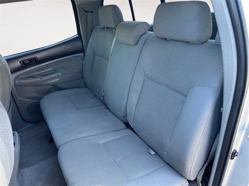 Used 2005 Toyota Tacoma 4x4 Double Cab image 13