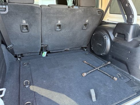 Used 2019 Jeep Wrangler Unlimited Sahara image 23