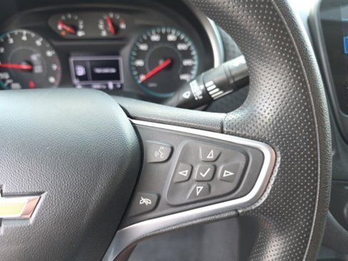 Used 2022 Chevrolet Malibu LT image 17