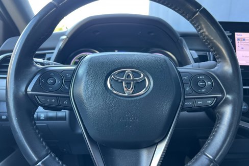 Used 2022 Toyota Camry SE image 35