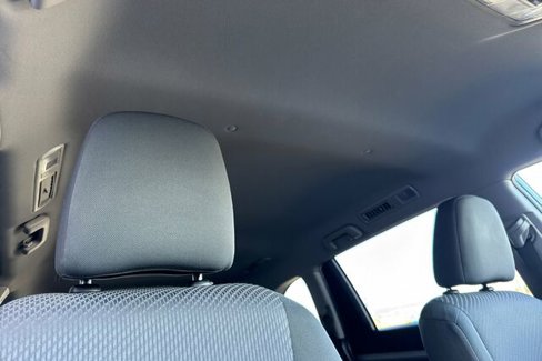 Used 2019 Toyota Highlander LE image 18