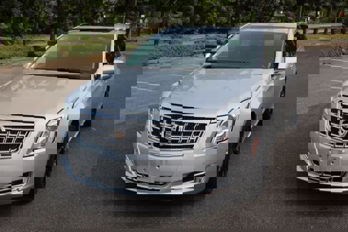 Used 2014 Cadillac XTS Luxury image 1