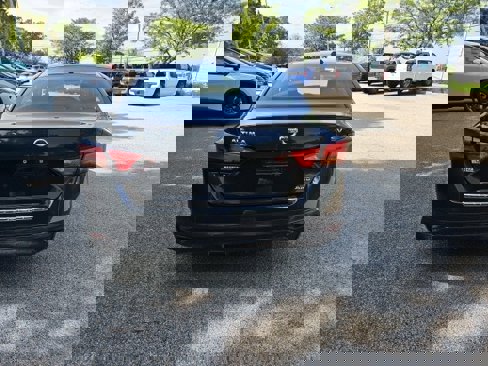 Used 2022 Nissan Altima 2.5 SV image 6
