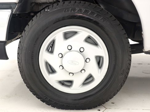 Used 2011 Ford E-350 and Econoline 350 XLT image 28