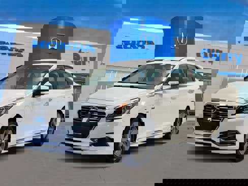 Used 2017 Hyundai Sonata Limited image 1