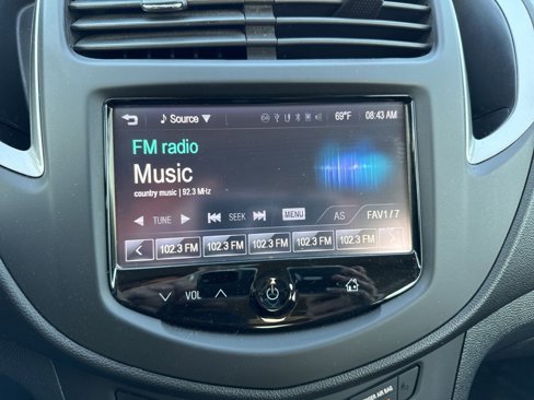 Used 2016 Chevrolet Trax LS image 8