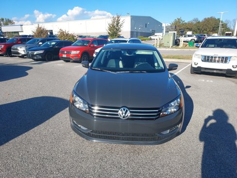 Used 2014 Volkswagen Passat 1.8T Sport image 2