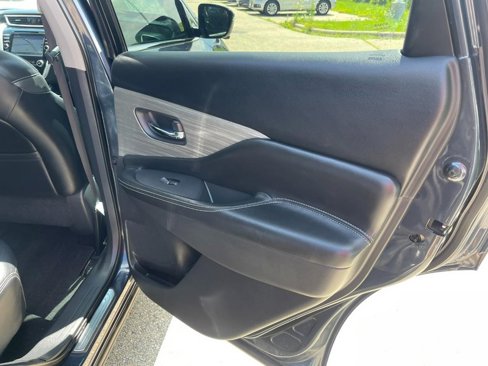 Used 2015 Nissan Murano AWD image 15