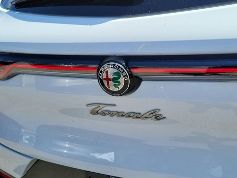 New 2024 Alfa Romeo Tonale Ti image 19