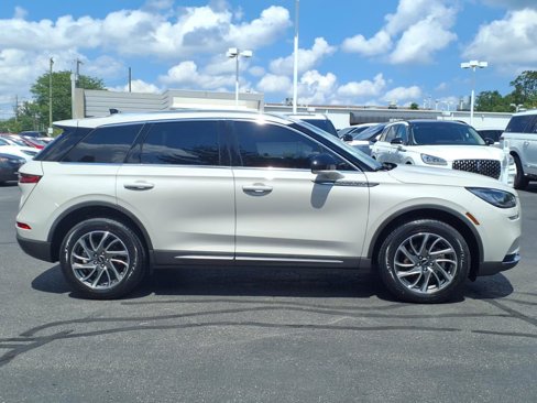 Used 2021 Lincoln Corsair AWD image 8