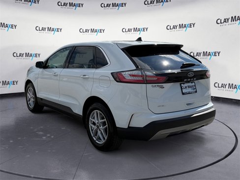 Used 2024 Ford Edge SEL image 3