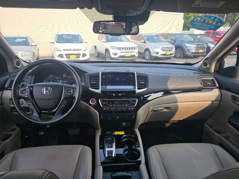 Used 2016 Honda Pilot Touring image 22