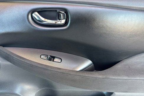 Used 2013 Nissan Leaf S w/ Charger Pkg image 20