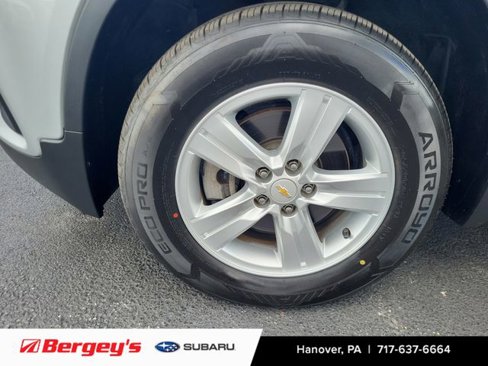 Used 2020 Chevrolet Trax LT w/ LT Convenience Package image 17