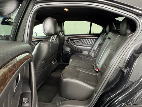 Used 2014 Ford Taurus Limited image 26