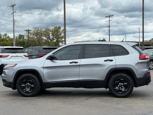 Used 2016 Jeep Cherokee Sport w/ Cold Weather Group image 43