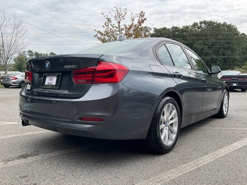 Used 2016 BMW 320i Sedan image 5