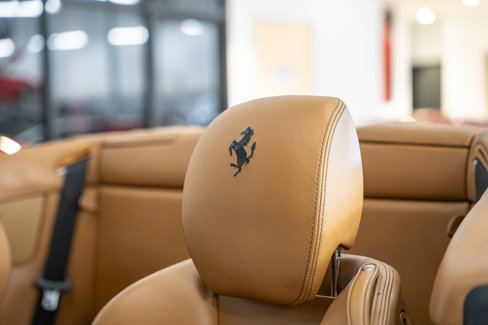 Used 2011 Ferrari California image 28