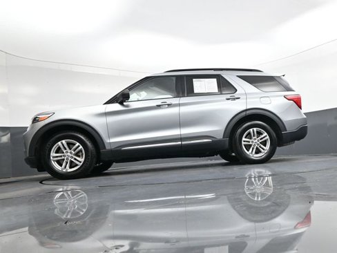 Used 2023 Ford Explorer XLT w/ Equipment Group 202A image 36