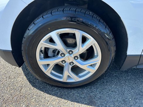 Used 2018 Chevrolet Equinox Premier image 9