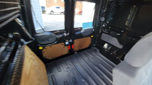 Used 2010 Ford Transit Connect XLT image 40