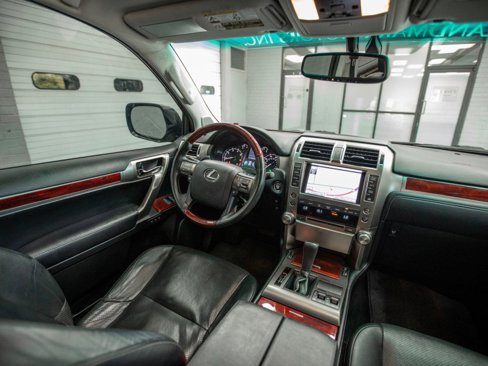Used 2013 Lexus GX 460 image 15