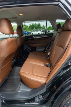 Used 2019 Subaru Outback 3.6R Touring w/ Popular Package #3A image 11