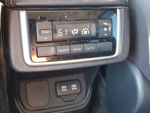 Used 2019 Subaru Ascent Premium image 11