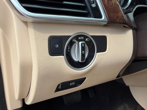 Used 2016 Mercedes-Benz GLE 350 w/ Parking Assist Package image 19