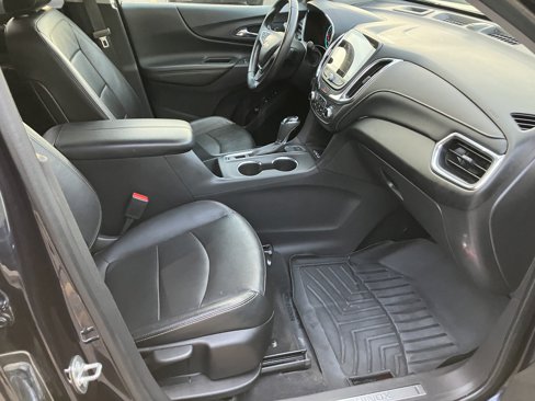 Used 2020 Chevrolet Equinox Premier image 16