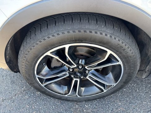 Used 2015 Ford Explorer Sport w/ Equipment Group 401A image 10