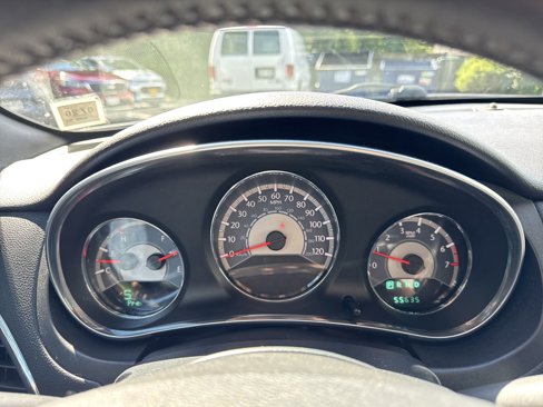 Used 2011 Chrysler 200 Limited image 16