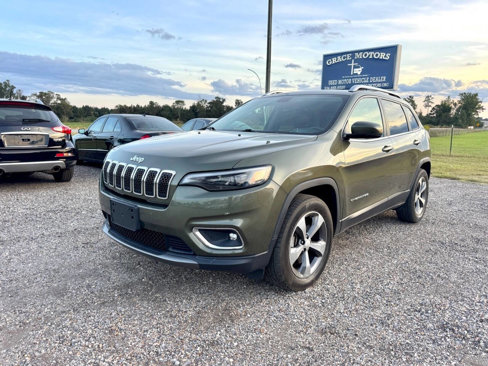 Used 2019 Jeep Cherokee Limited image 3
