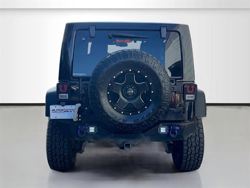 Used 2013 Jeep Wrangler Unlimited Sahara w/ Connectivity Group image 6
