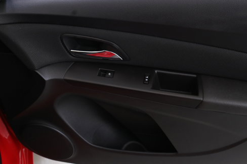 Used 2015 Chevrolet Cruze LT image 28