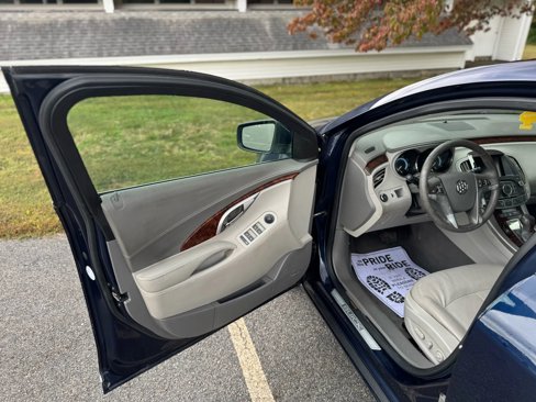 Used 2010 Buick LaCrosse CXL w/ Entertainment Package image 11