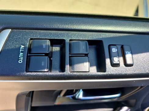 Used 2022 Toyota 4Runner SR5 image 22