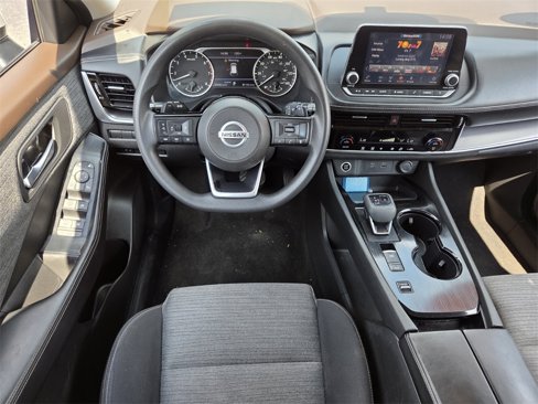 Used 2021 Nissan Rogue SV image 14