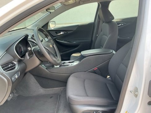 Used 2024 Chevrolet Malibu LT image 17
