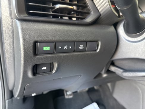 Used 2024 Nissan Sentra S image 27
