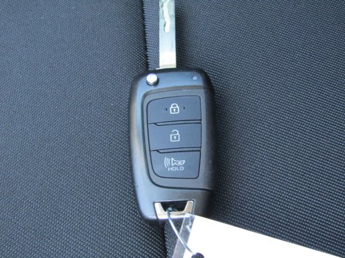 Used 2024 Hyundai Tucson SE image 32