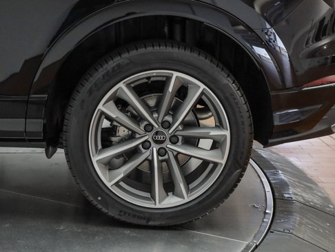 New 2025 Audi Q3 2.0T Premium image 10