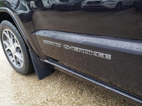 Used 2019 Jeep Grand Cherokee Overland image 18