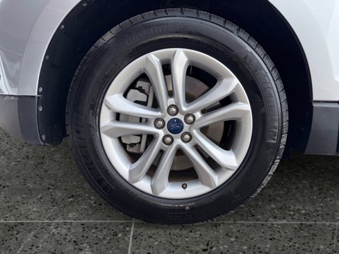 Used 2024 Ford Edge SEL image 20
