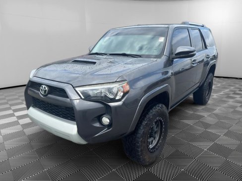 Used 2016 Toyota 4Runner Trail Premium image 2