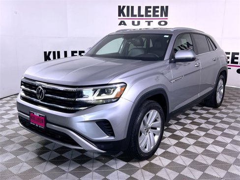 Used 2020 Volkswagen Atlas Cross Sport SE image 3