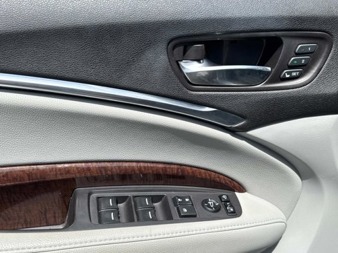Used 2017 Acura MDX FWD w/ Technology Package image 19