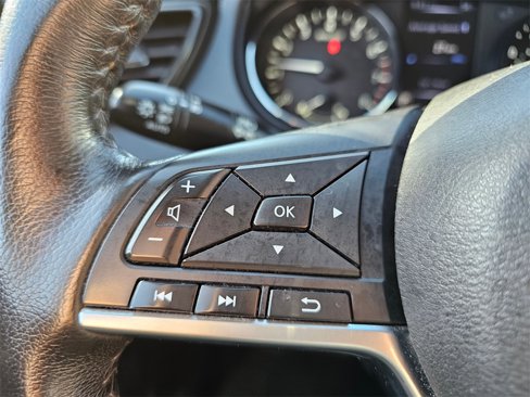 Used 2018 Nissan Rogue Sport SV w/ SV All-Weather Package image 21