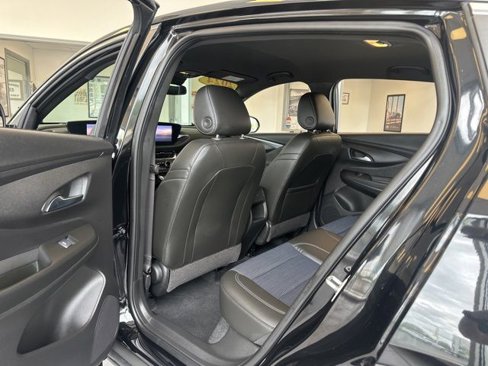 Used 2024 Buick Envista Preferred image 18